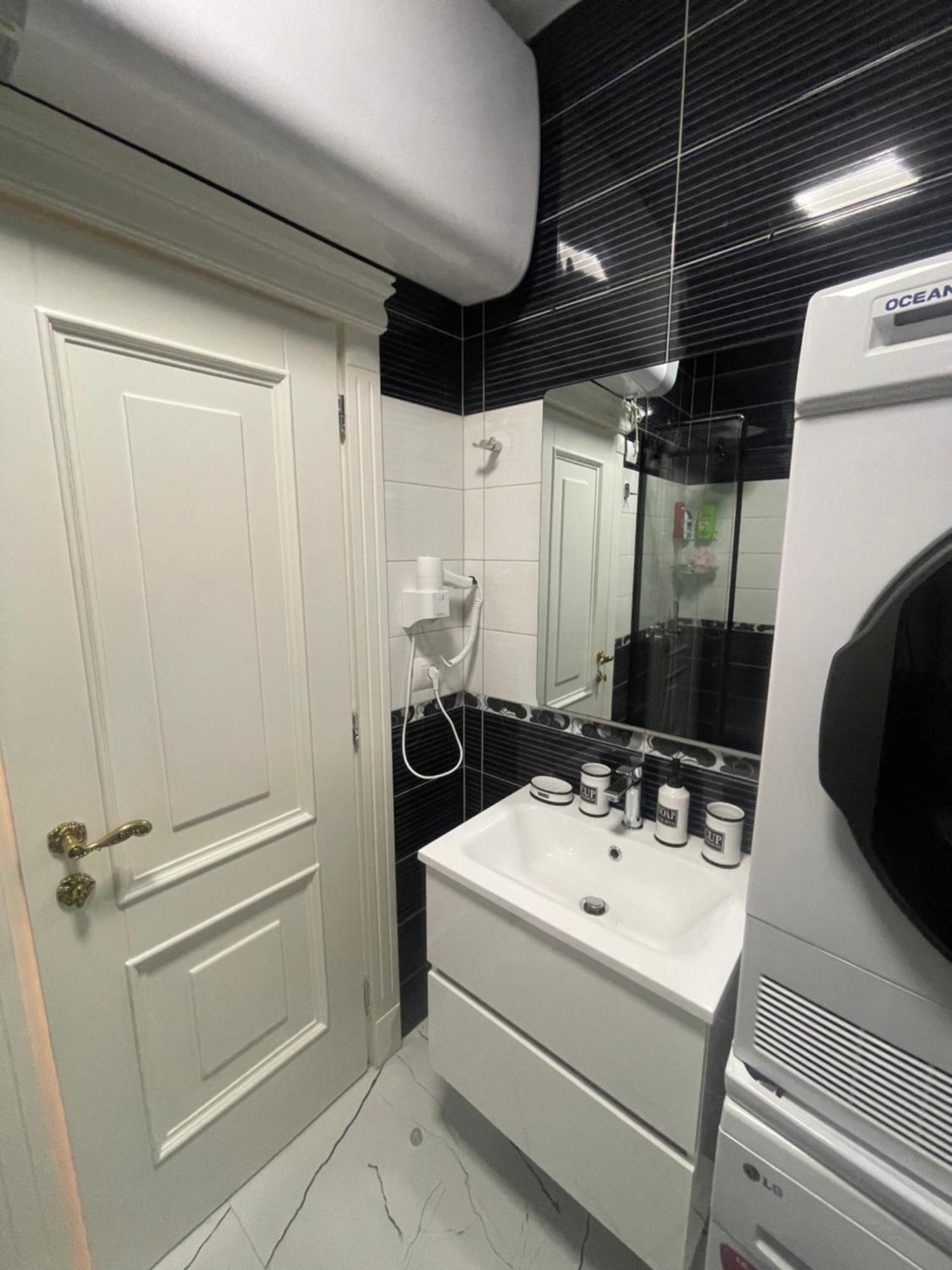 Deoni Apartment Luxury 티라나 외부 사진